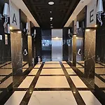 Golden Horizon Hanza Tower - Spa&sky View Stettino