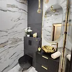 Golden Horizon Hanza Tower - Spa&sky View * Stettino