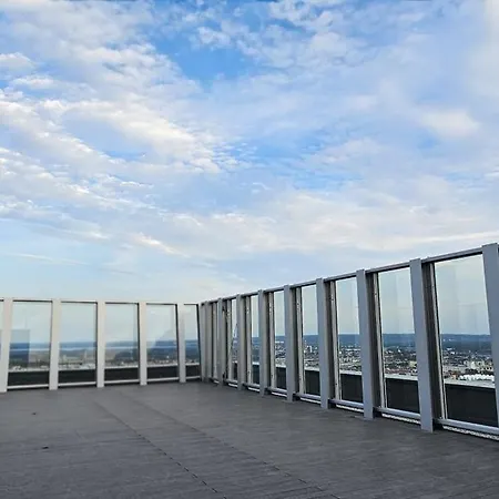 Golden Horizon Hanza Tower - Spa&sky View *