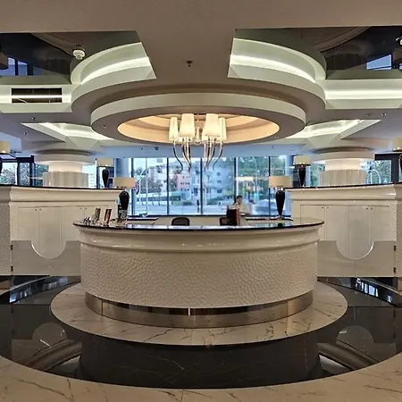 Golden Horizon Hanza Tower - & Sky View Lejlighed *