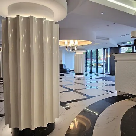 Golden Horizon Hanza Tower - Spa&sky View *