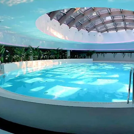 Golden Horizon Hanza Tower - Spa&sky View Stettin