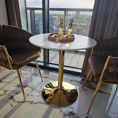 Golden Horizon Hanza Tower - Spa&sky View Apartment *