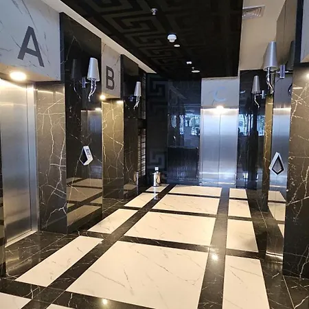 Golden Horizon Hanza Tower - Spa&sky View * Stettin