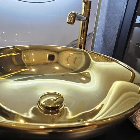 Golden Horizon Hanza Tower - Spa&sky View *