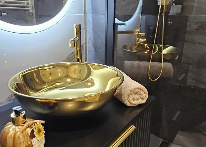 Apartment Golden Horizon Hanza Tower - & Sky View