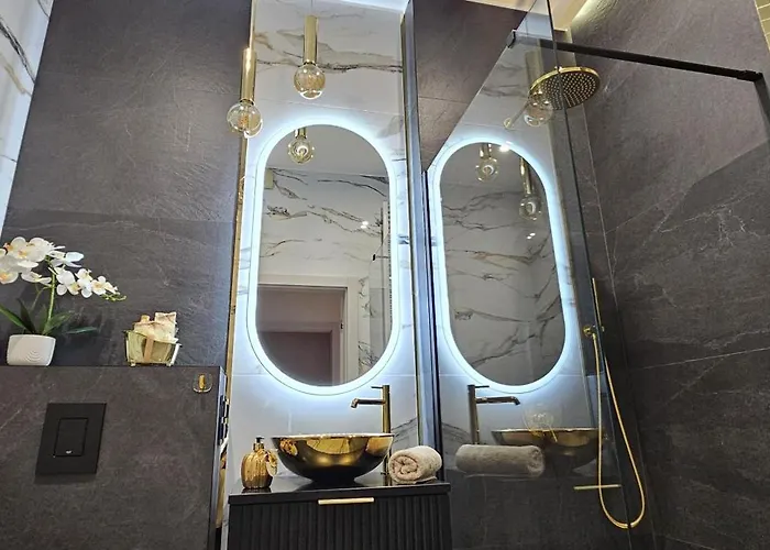 Apartment Golden Horizon Hanza Tower - & Sky View