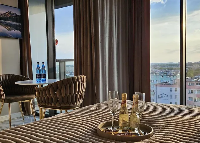 Golden Horizon Hanza Tower - Spa&sky View Szczecin