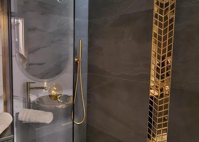 Golden Horizon Hanza Tower - & Sky View Апартаменты Щецин