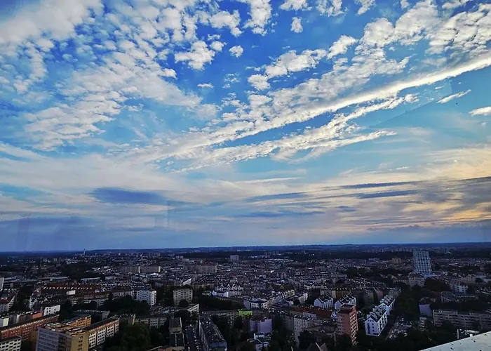 Golden Horizon Hanza Tower - & Sky View Apartment *